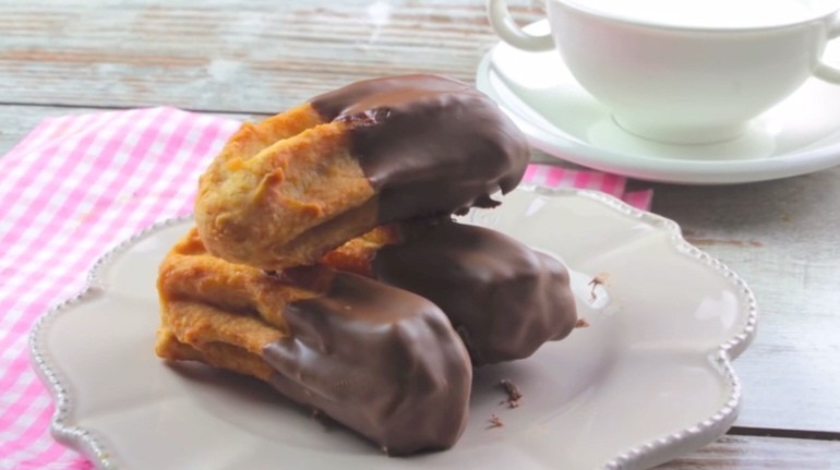 Churros con Chocolate y Aceite de Oliva Virgen Extra Olivares Tradicionales ybarra