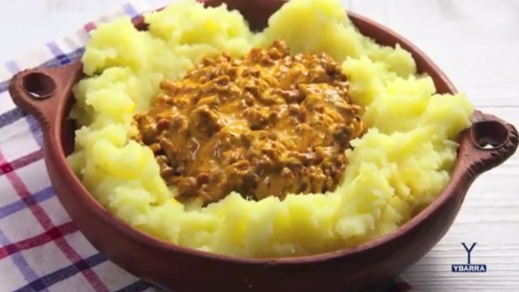 Pastel de Patata y Carne a la Salsa Gaucha Ybarra