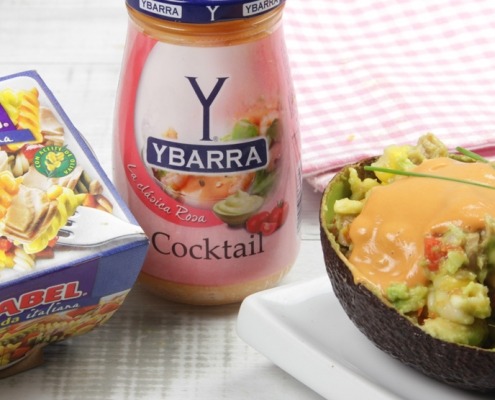 aguacates rellenos ensalada