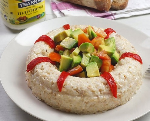 Ensalada de arroz y atún