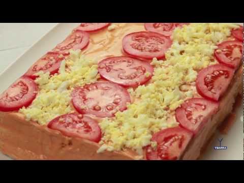 Pastel Rosa con Salsa Cocktail Ybarra