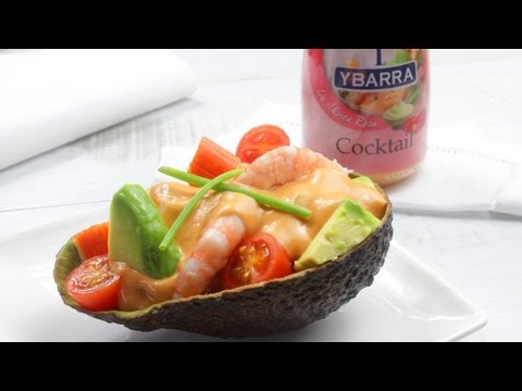 Aguacates rellenos de marisco y Salsa Cocktail Ybarra