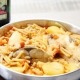 Dorada con fideos y patatas