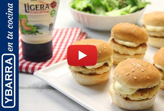Mini hamburguesas de bacalao y Ligera Ybarra