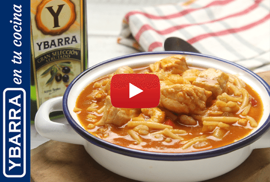 Fideos caldosos con salmón