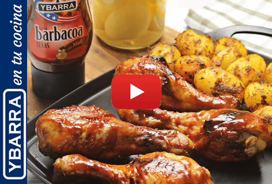 Muslos de pollo a la barbacoa Ybarra con patatas especiadas