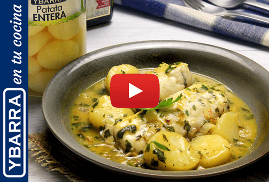 Merluza con patatas en salsa verde