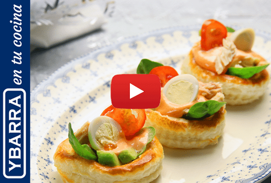 Volovanes caseros con salsa Cocktail Ybarra