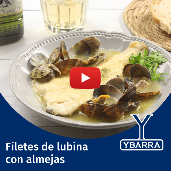 Filetes de lubina con almejas
