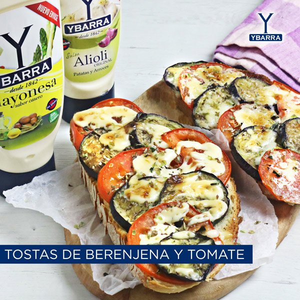 Tosta de berenjena y tomate