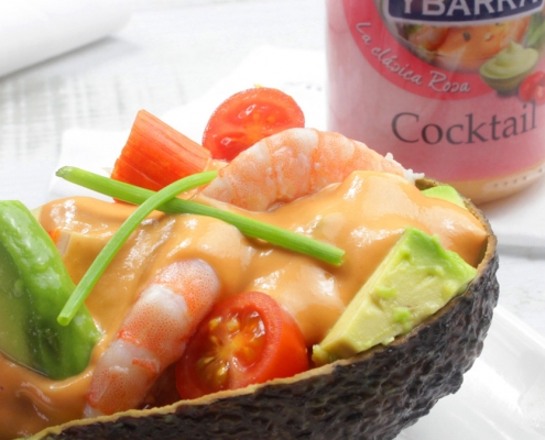 aguacates rellenos con salsa cocktail Ybarra
