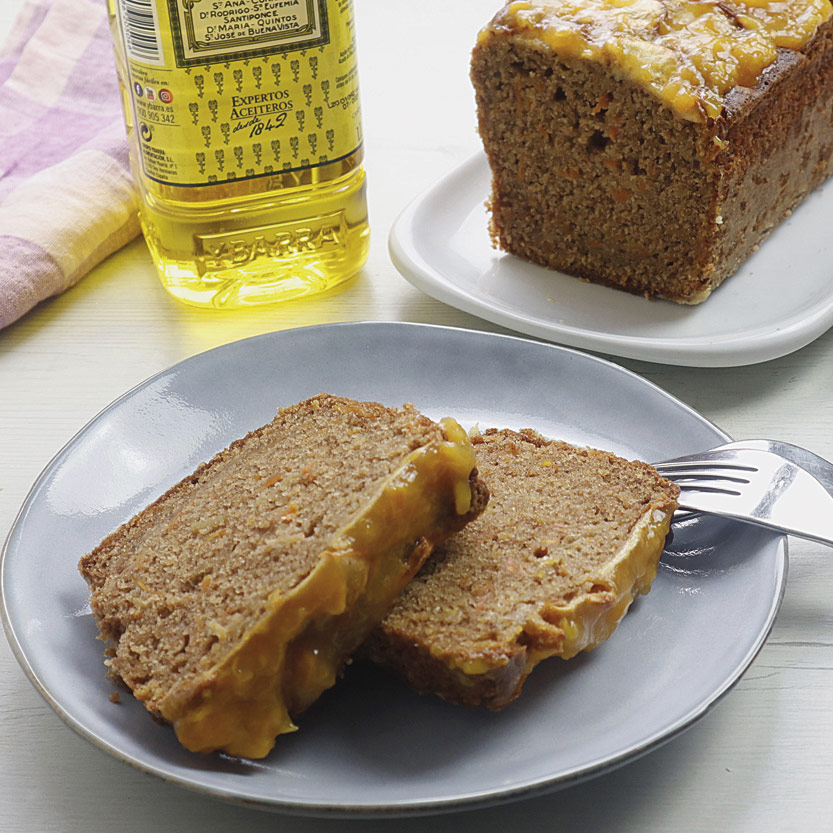 Bizcocho de manzana, zanahoria y canela