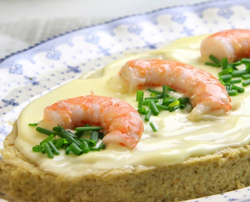 recetas-ybarra-pastel-alcachofas-langostinos-salsa-ligera