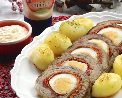 Rollo de ternera con mayonesa de Sriracha