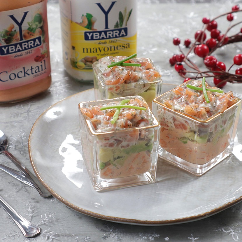 Chupitos de langostinos y salmón