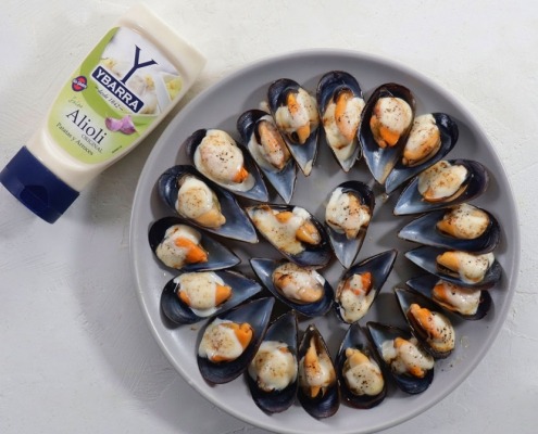 Mejillones gratinados con Alioli