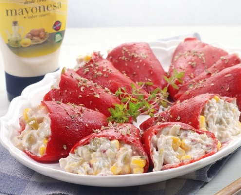 Pimientos de piquillo rellenos de pollo