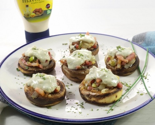 Champiñones rellenos de puerro y bacon