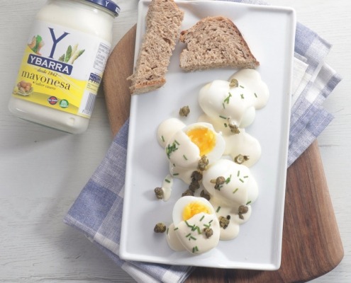 Huevos con mayonesa